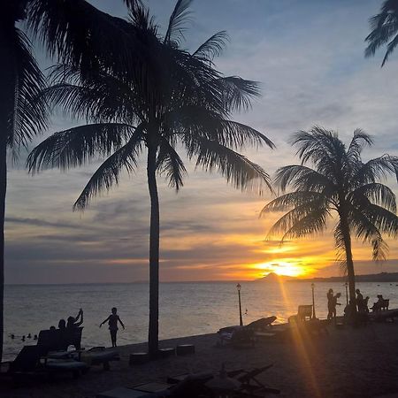 Dynasty Mui Ne Beach Resort ฟานเที้ยต ภายนอก รูปภาพ