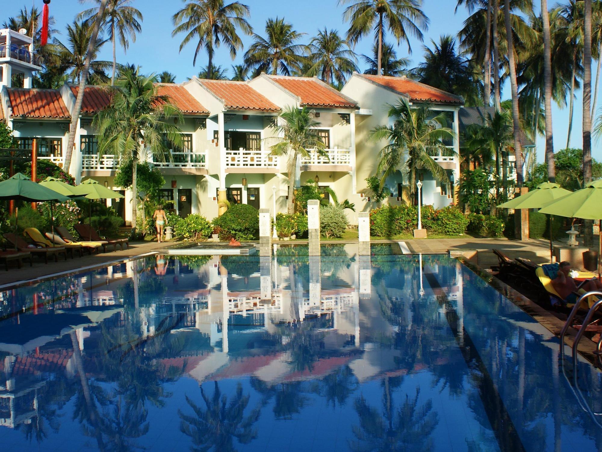 Dynasty Mui Ne Beach Resort ฟานเที้ยต ภายนอก รูปภาพ