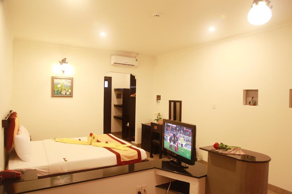 Dynasty Mui Ne Beach Resort ฟานเที้ยต ภายนอก รูปภาพ