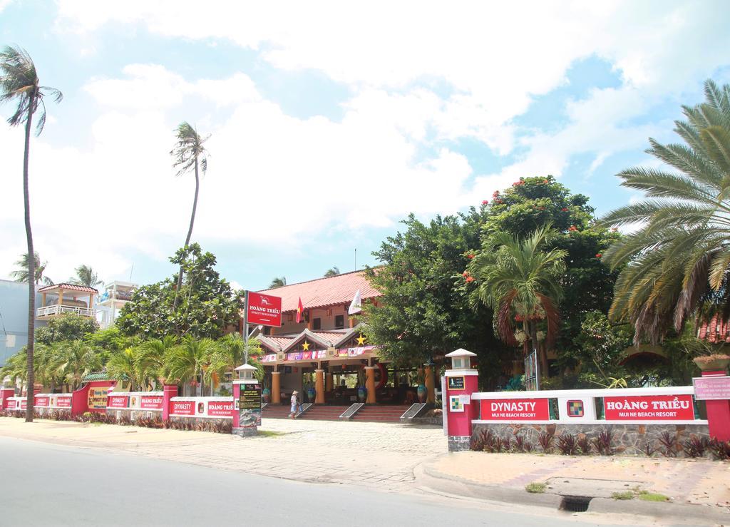 Dynasty Mui Ne Beach Resort ฟานเที้ยต ภายนอก รูปภาพ