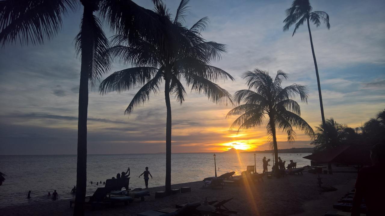 Dynasty Mui Ne Beach Resort ฟานเที้ยต ภายนอก รูปภาพ