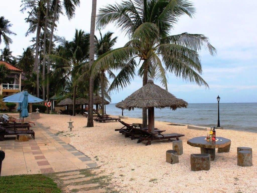 Dynasty Mui Ne Beach Resort ฟานเที้ยต ภายนอก รูปภาพ