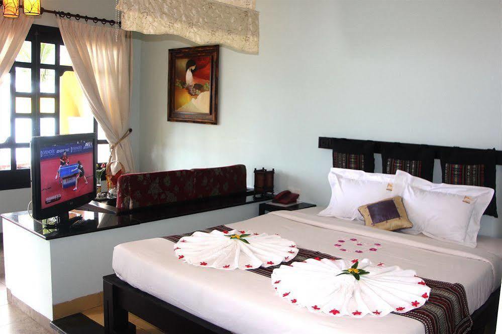 Dynasty Mui Ne Beach Resort ฟานเที้ยต ภายนอก รูปภาพ